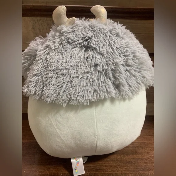 Evita the Bigfoot is a grey Squishmallows Size 12” - NEW - Picture 6 of 7